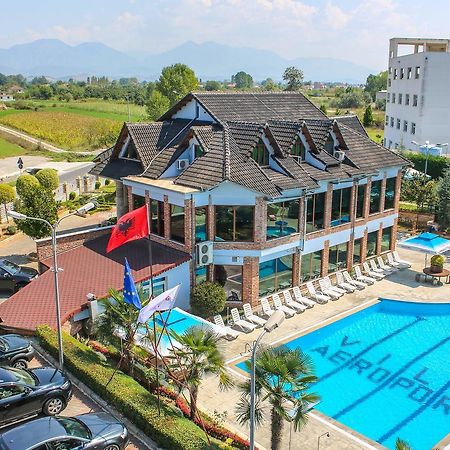 Hotel Vila Aeroport Rinas Luaran gambar