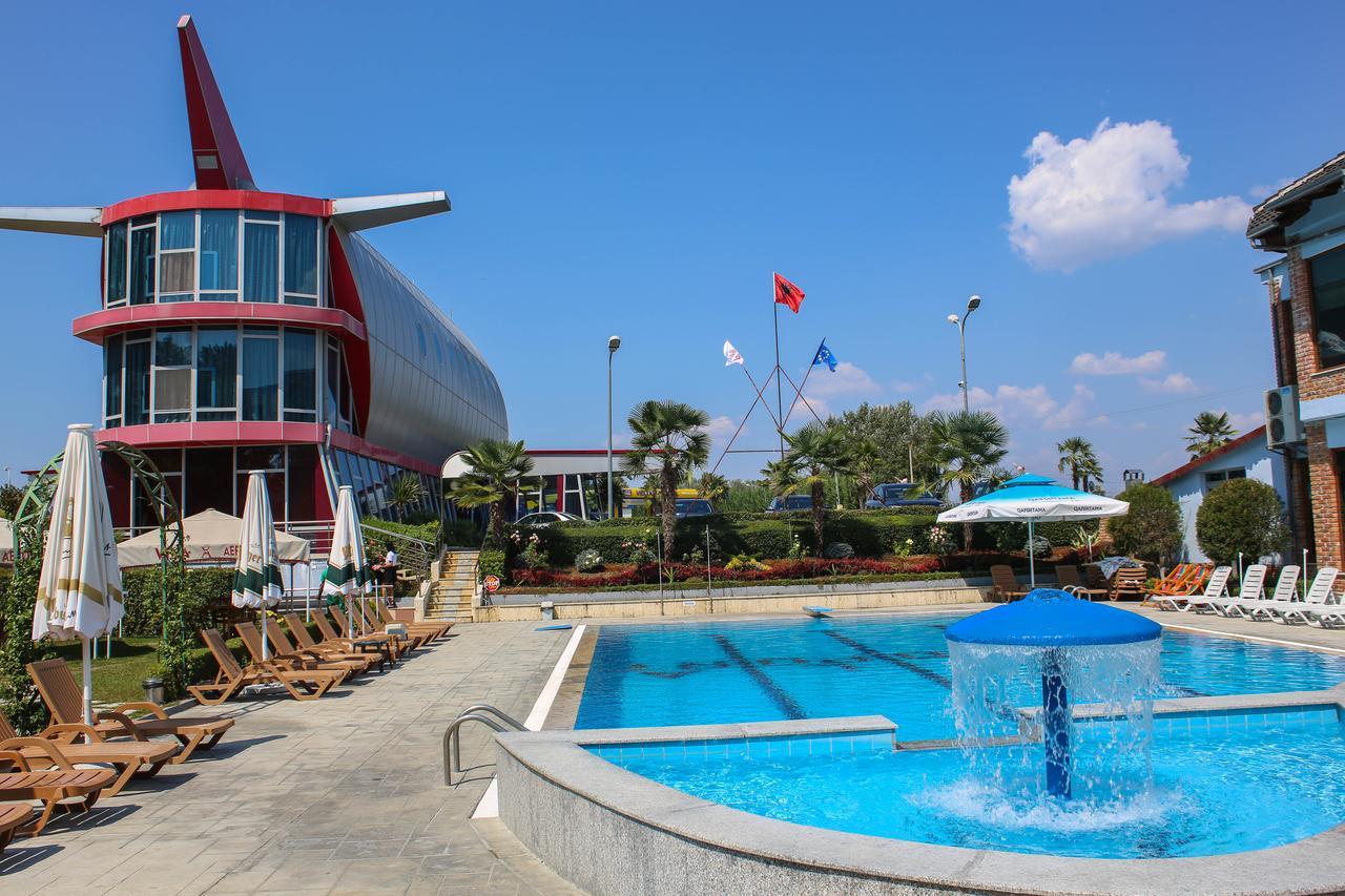 Hotel Vila Aeroport Rinas Luaran gambar