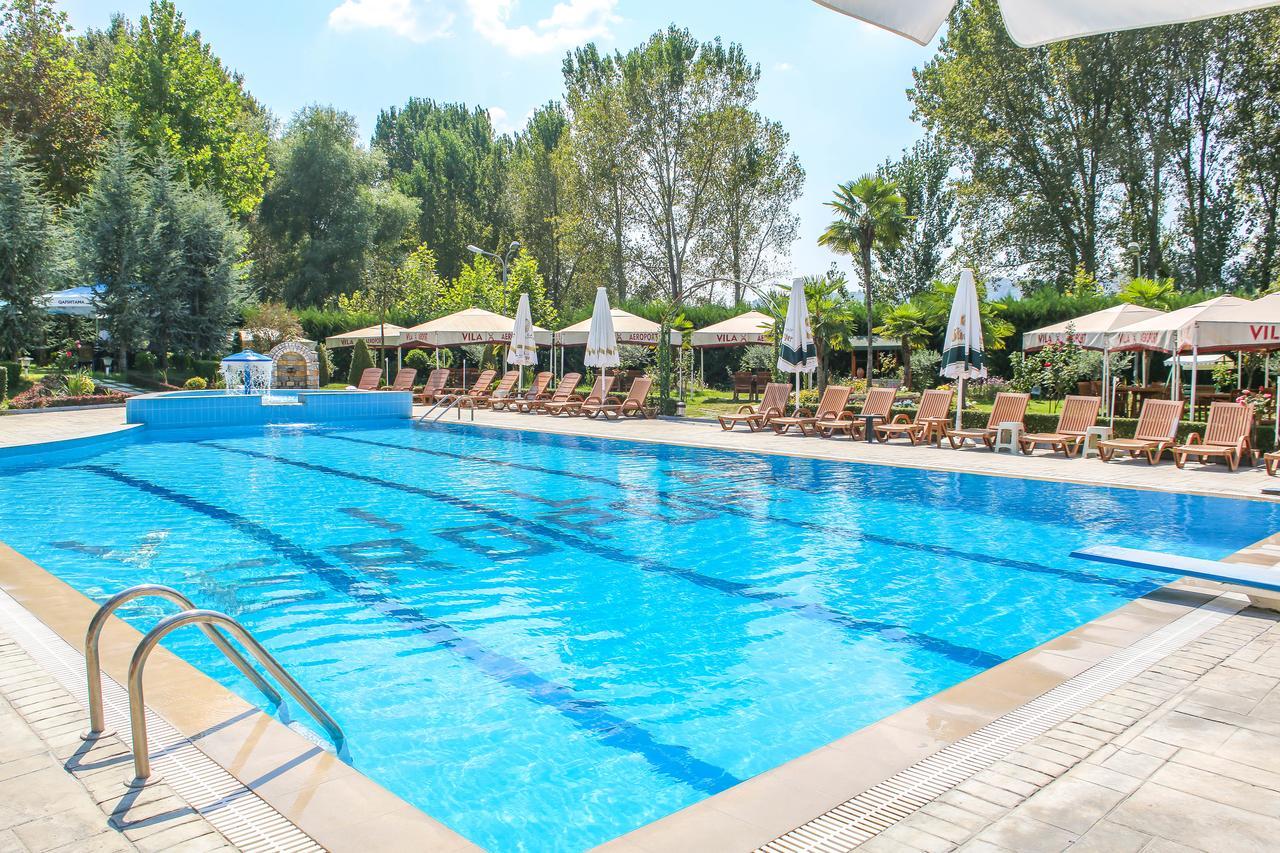Hotel Vila Aeroport Rinas Luaran gambar