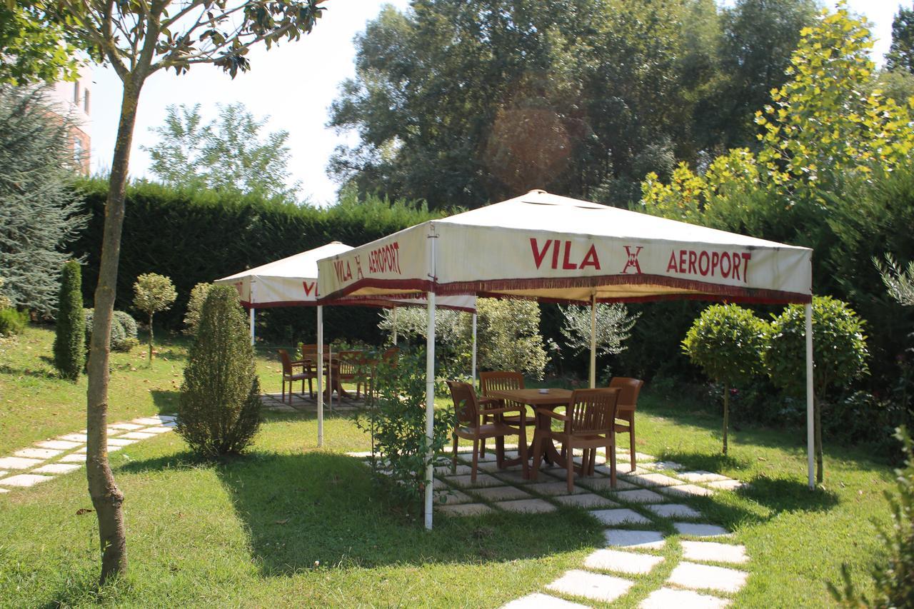 Hotel Vila Aeroport Rinas Luaran gambar